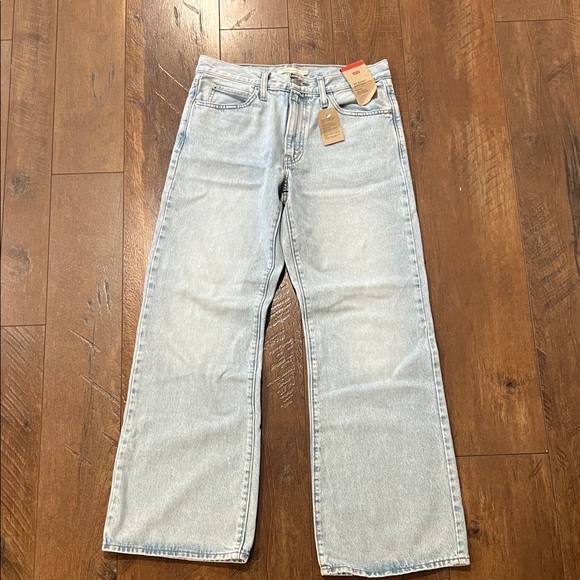 Levi's Light Blue Women's Mid Rise Baggy Jeans - Picture 1 of 10